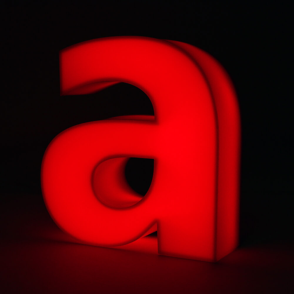 illuminated channel letter - 3d letter